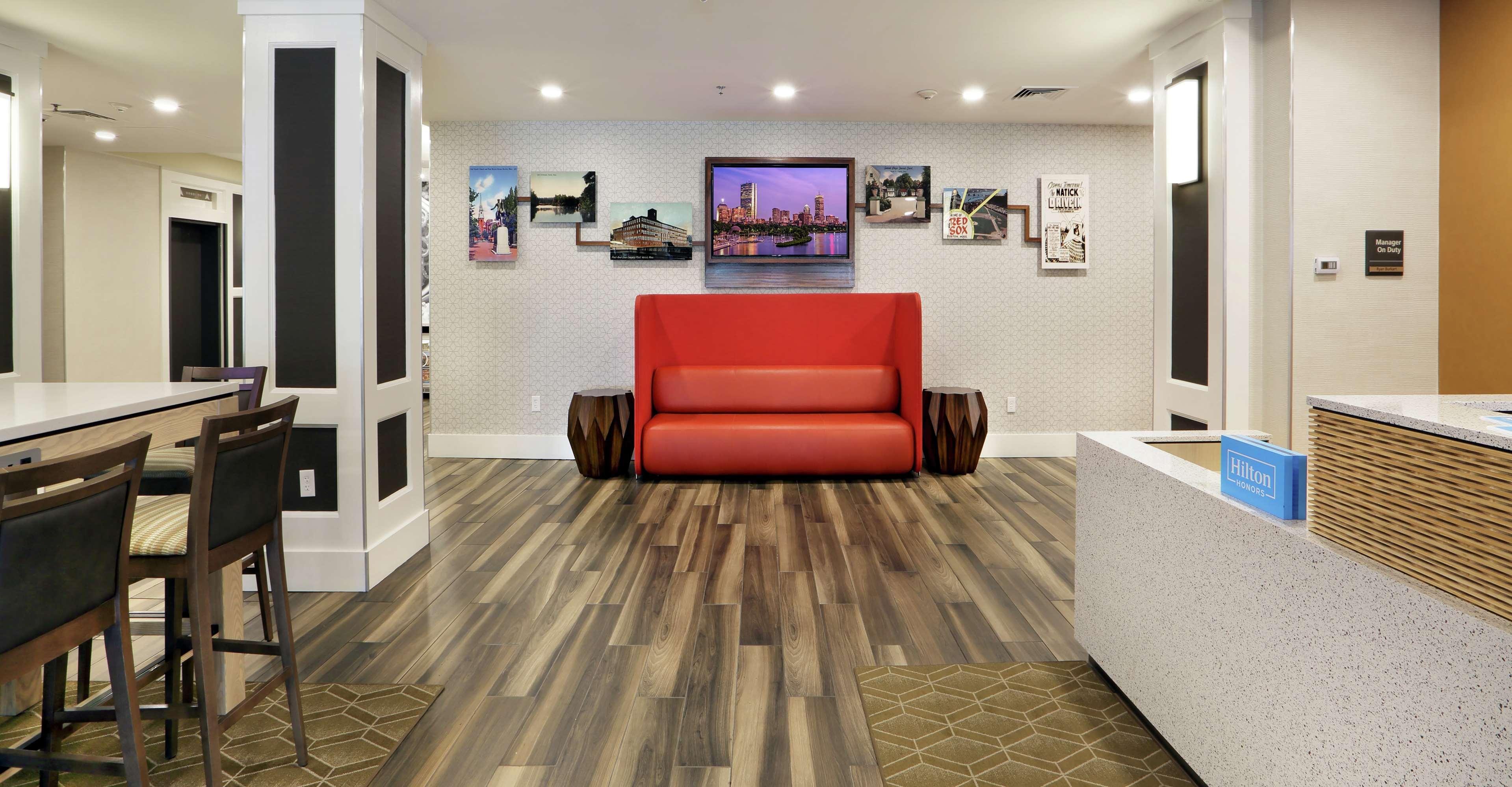 Hampton Inn Boston-Natick Exterior photo