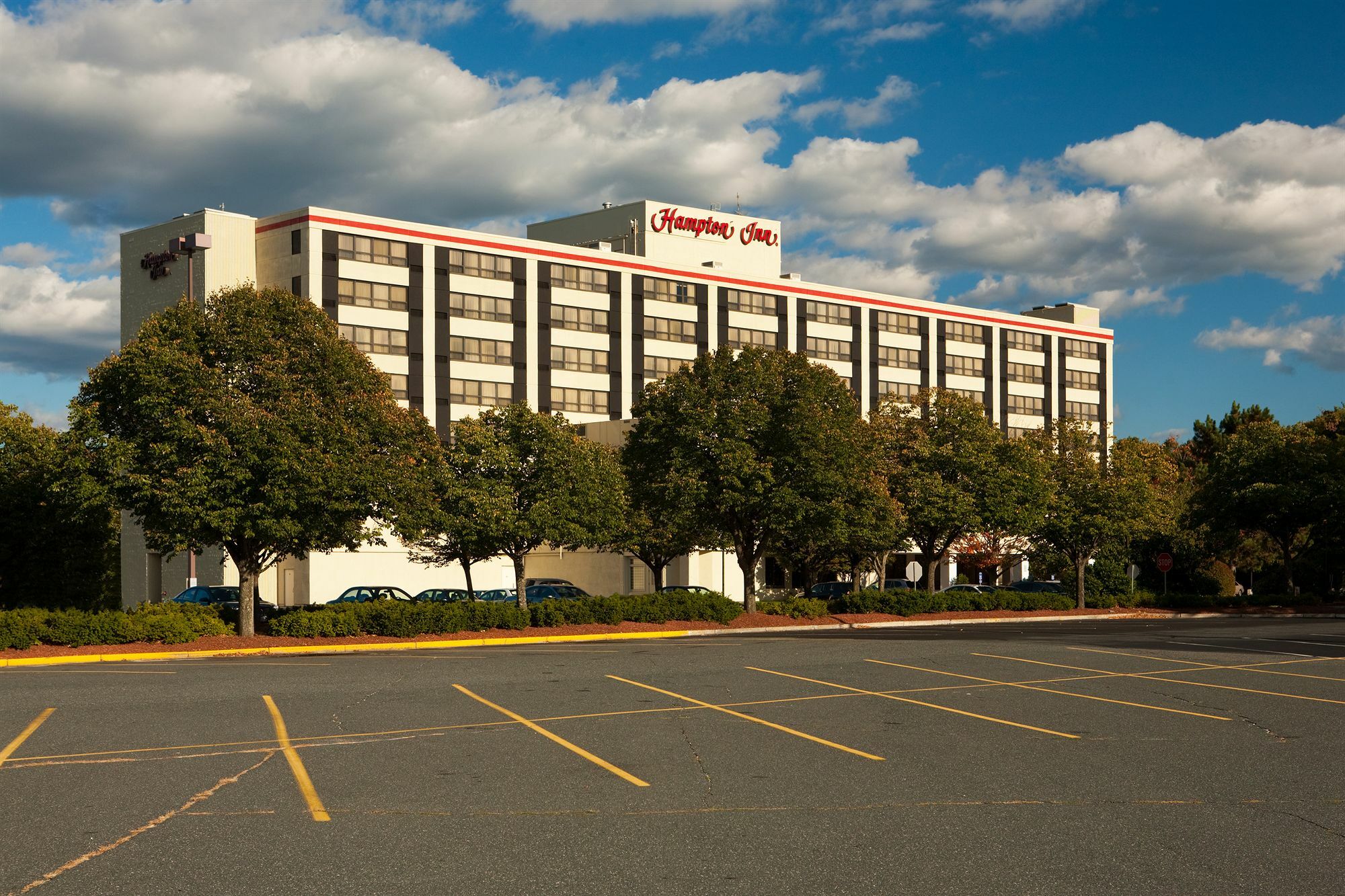 Hampton Inn Boston-Natick Exterior photo